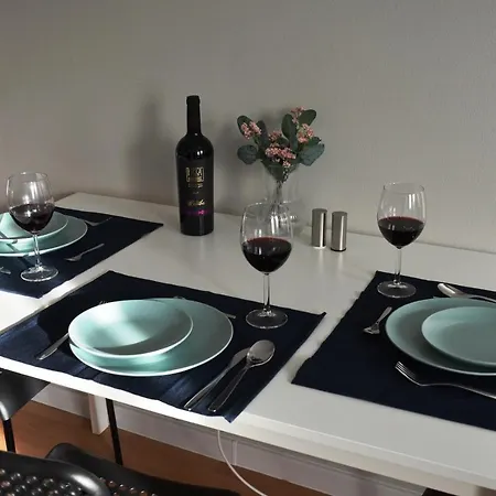 Apartment Tike, Tak - *