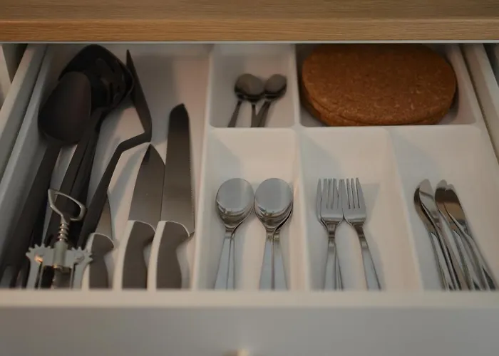 Apartament Tike, Tak - Ni