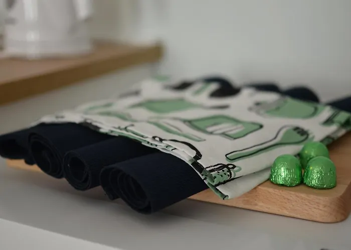 Apartament Tike, Tak -