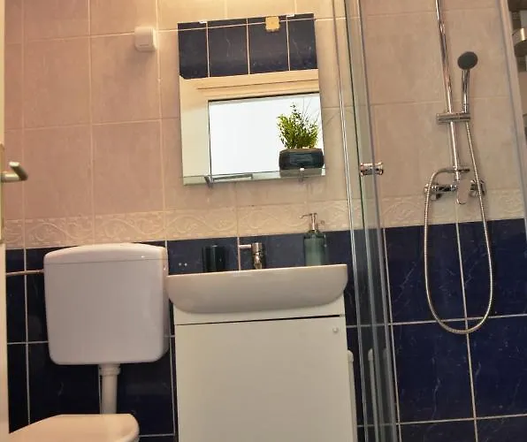 Apartament Tike, Tak - *